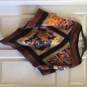 La Fiorentina lightweight delicate floral poncho